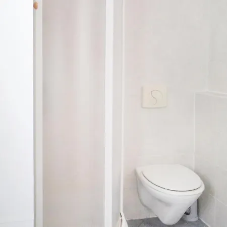 Lovely In With Wifi Apartamento